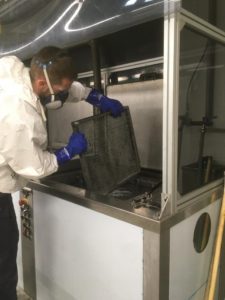 impianto di sverniciatura ad ultrasuoni